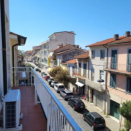 A Due Passi Dal Mare Lovely Apartament *