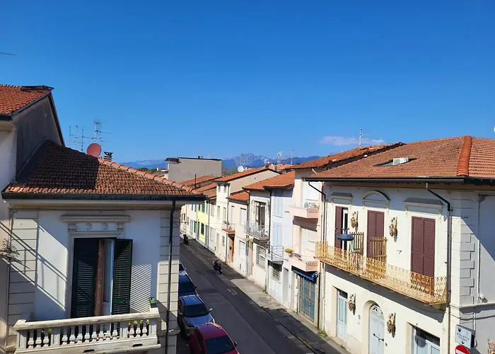 A Due Passi Dal Mare Lovely Viareggio