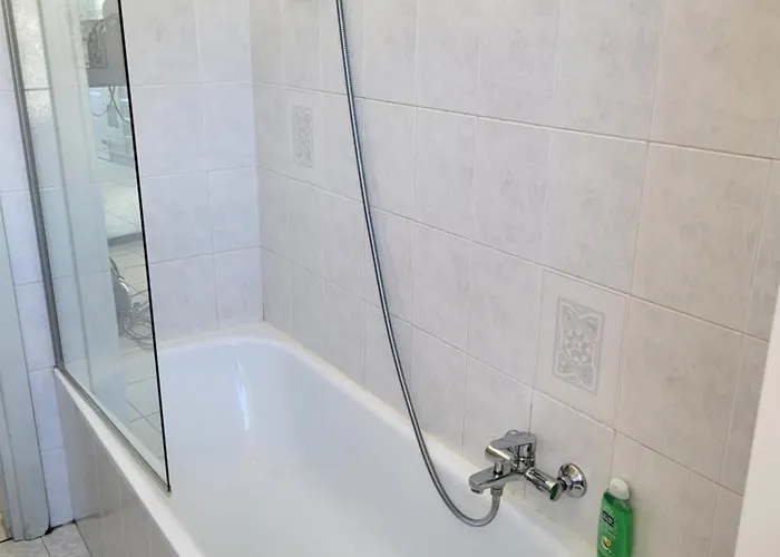 Appartement A Due Passi Dal Mare Lovely